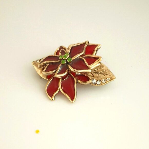 LC Enamel Poinsettia Brooch Red Gold Christmas Flower Pin - Picture 4 of 6